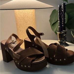 Simons Brown Leather Platform Heels